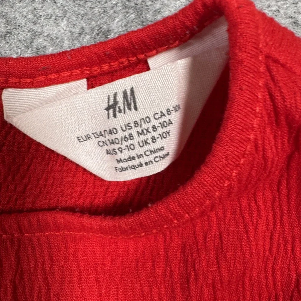 H&M Tulle Skirt Dress Size 8/10 Red Long Sleeve Tiered Holiday Special Occasion
